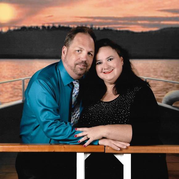 Meet your Posher, Lisa - Picture 1 of 1